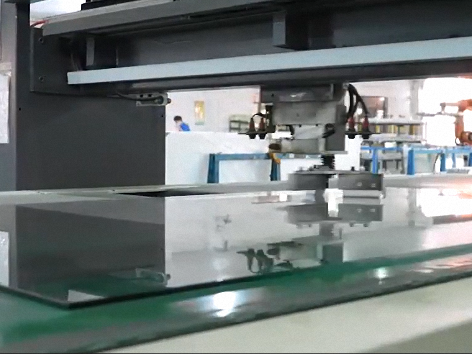 Easy Cleaning Glass Processing